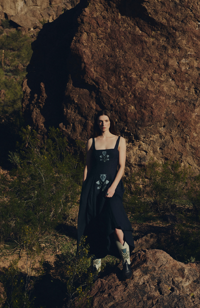 Tulip Embroidered Linen Nightingale Dress