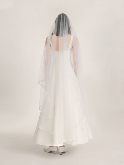 The Normandy Fingertip Veil