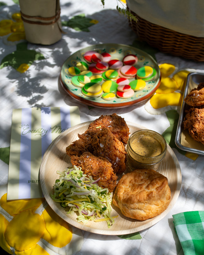 Pret-a-Picnic The Southern Spread Pickup